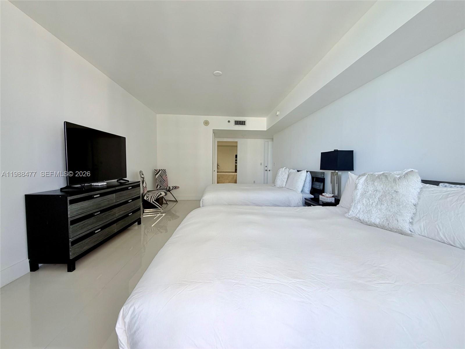 1830 S Ocean Drive 1808 Property Photo 16