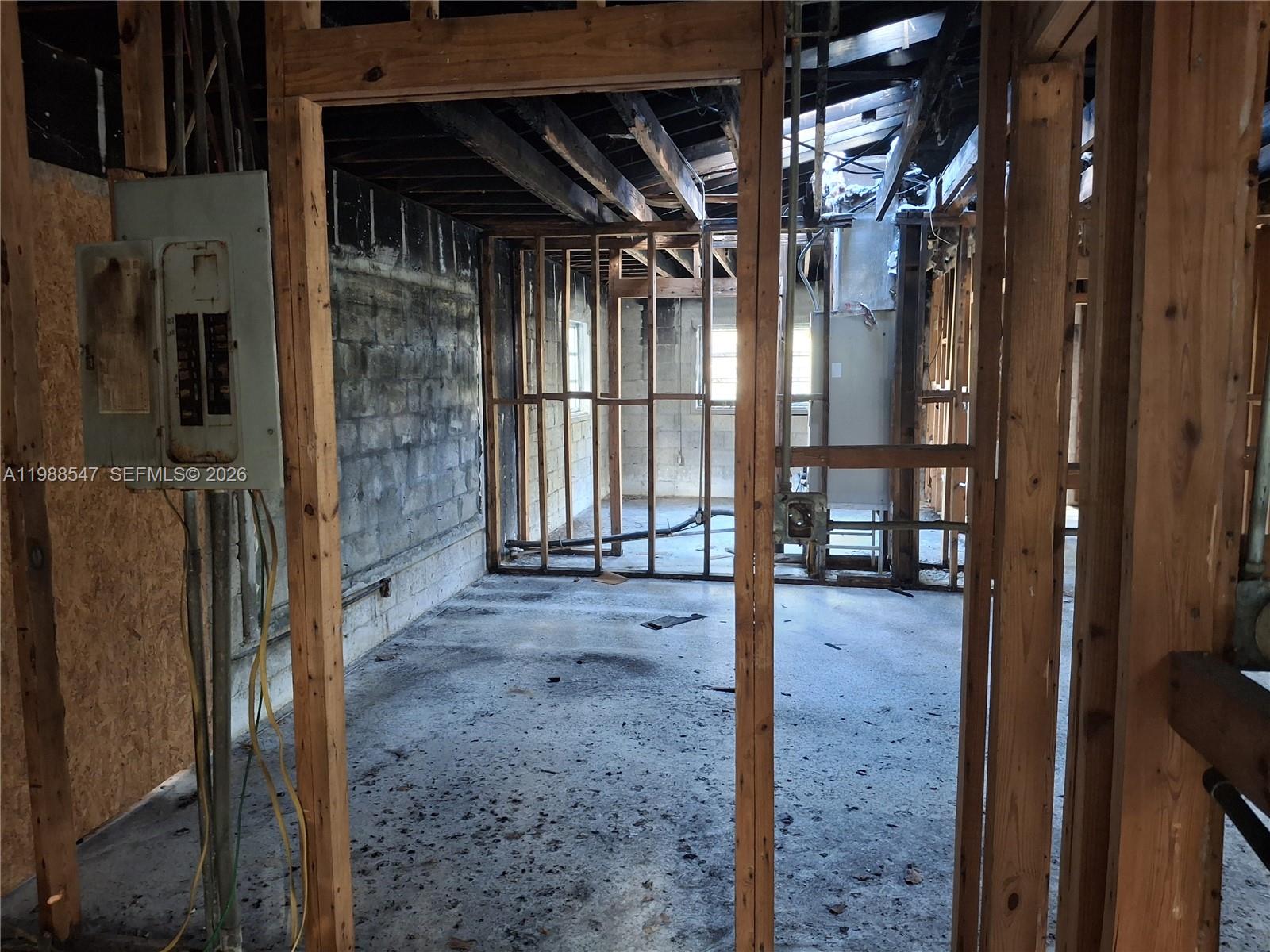 1561 Nw 131st Street Property Photo 9