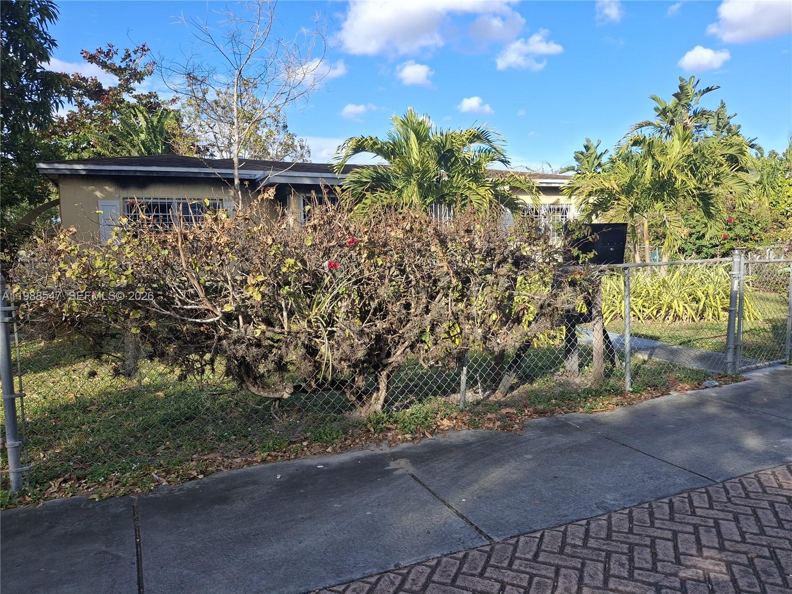 1561 Nw 131st Street Property Photo 23