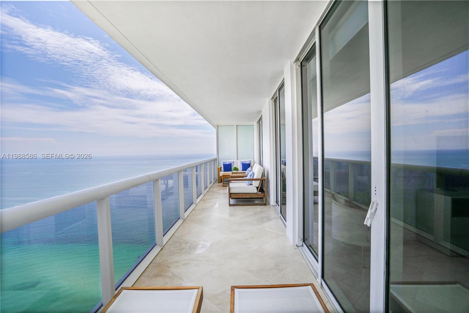 1830 S Ocean Drive 4511 Property Photo 3