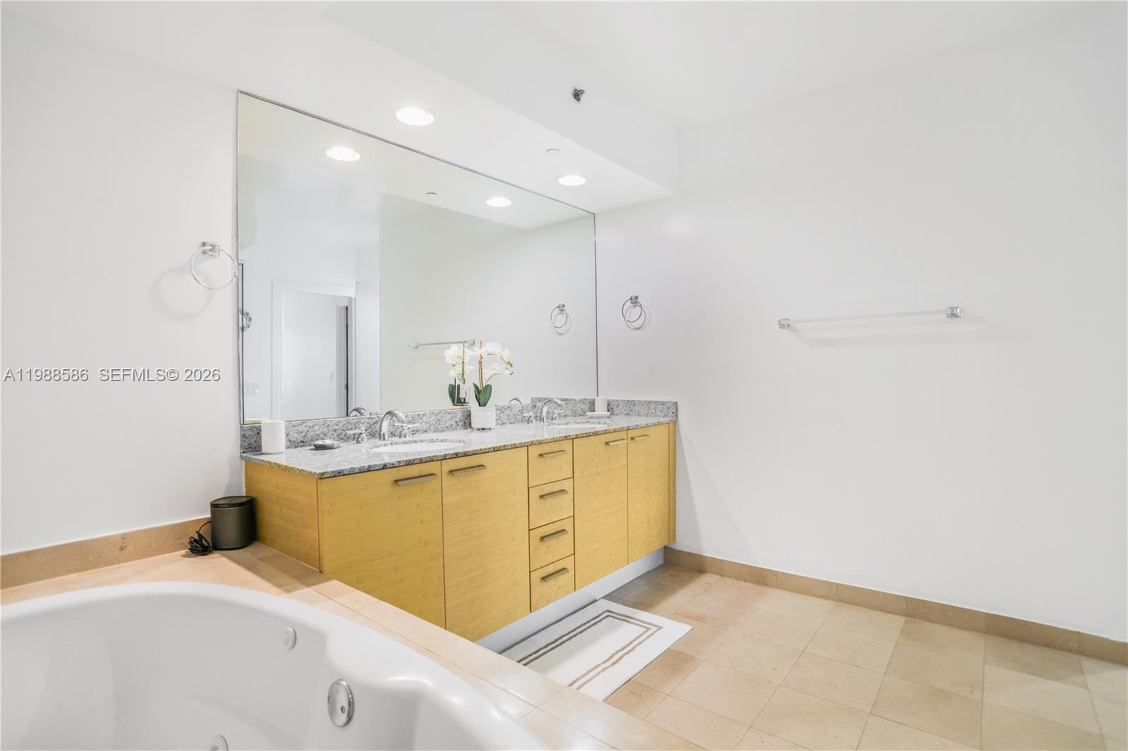 1830 S Ocean Drive 4511 Property Photo 14