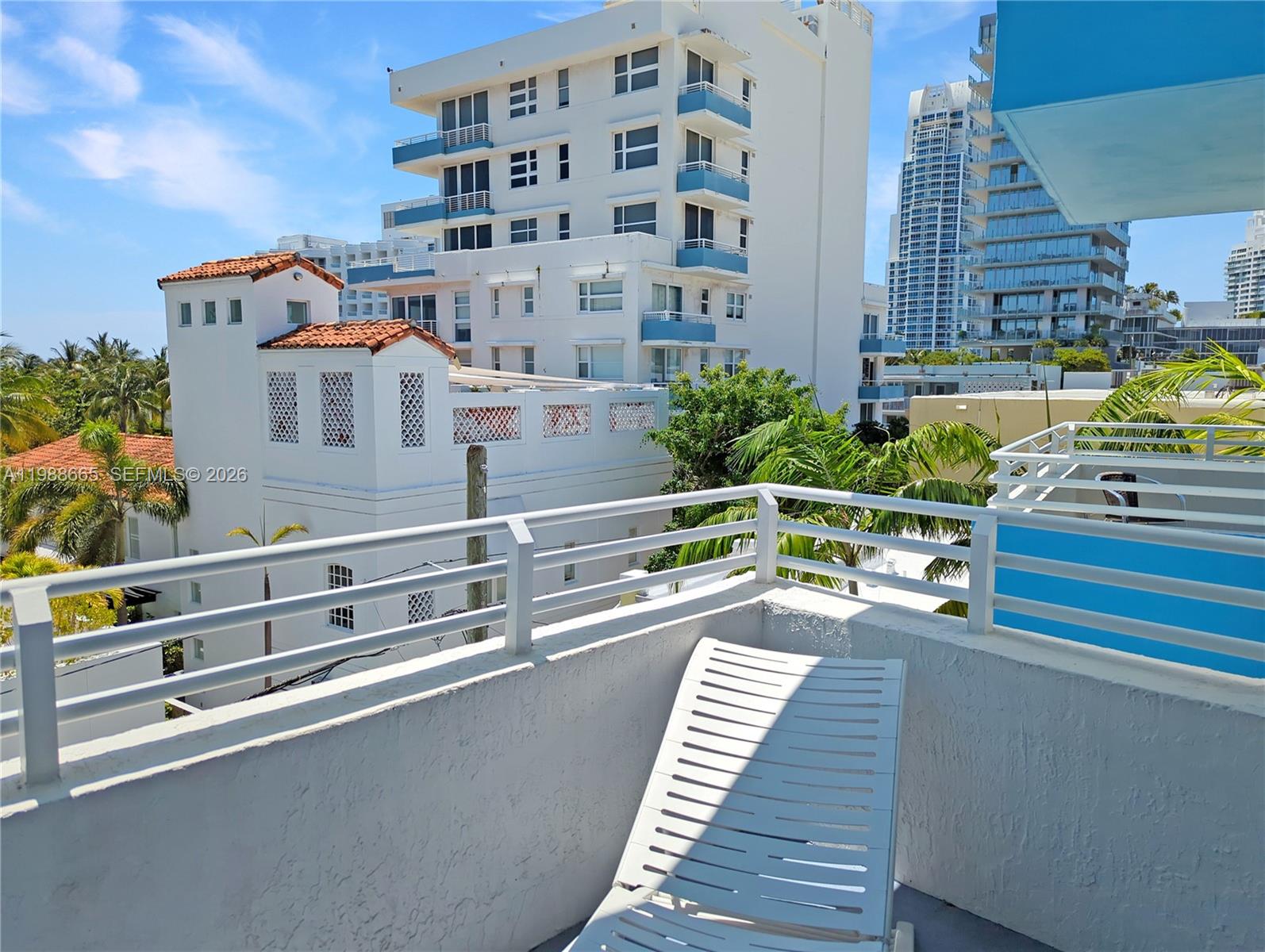 225 Collins Avenue 4j Property Photo 10
