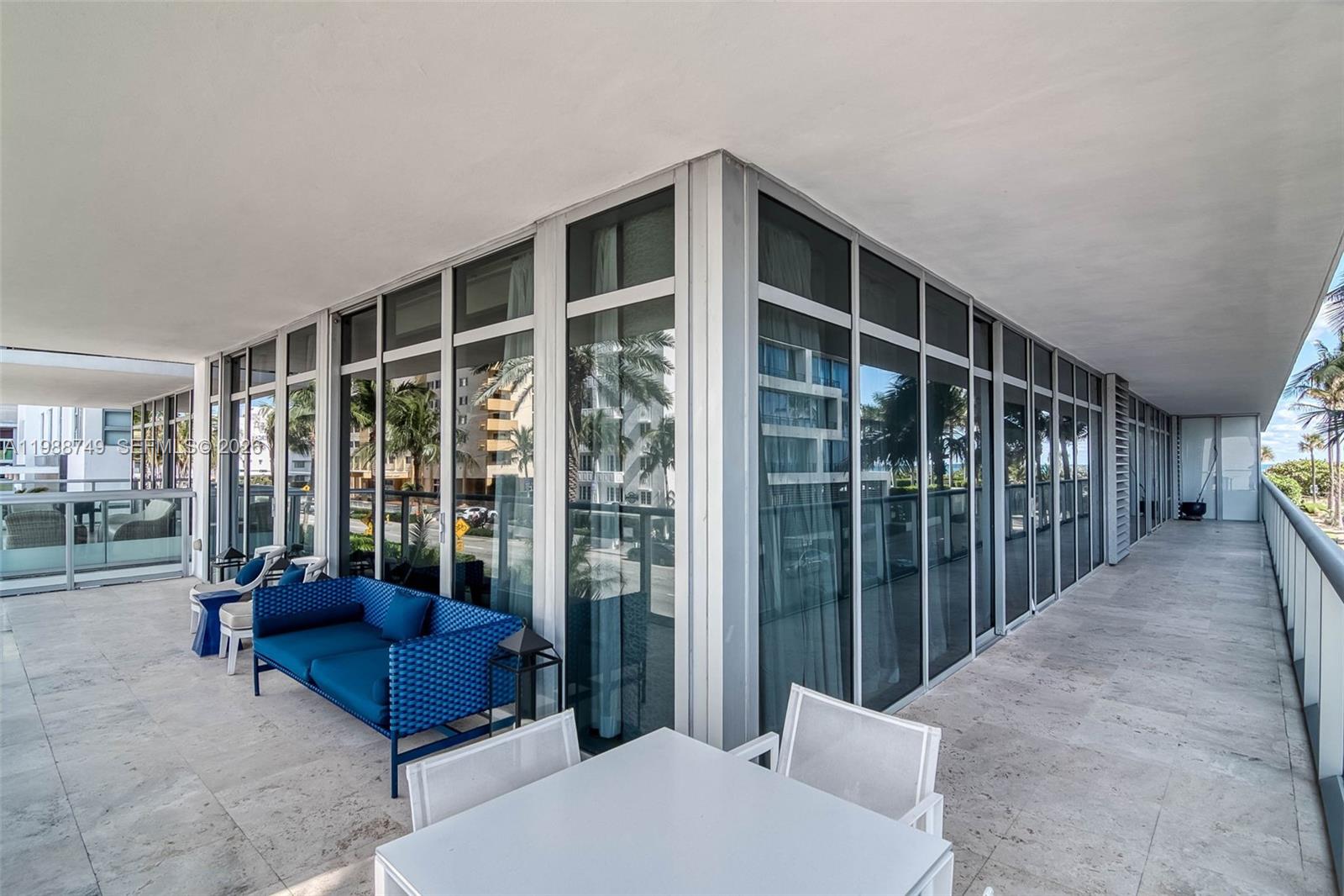 3737 Collins Avenue S-203 Property Photo 12
