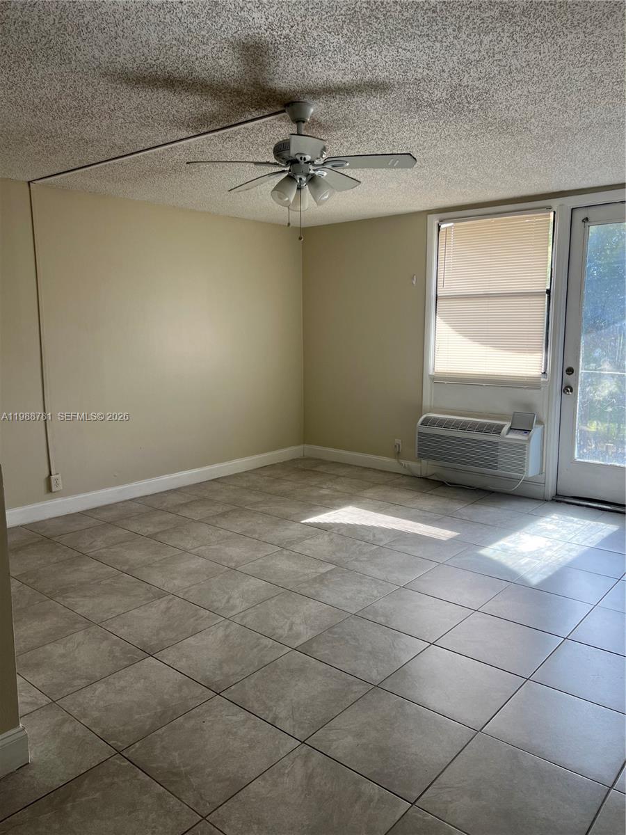 2701 Riverside Drive 308-b Property Photo 1