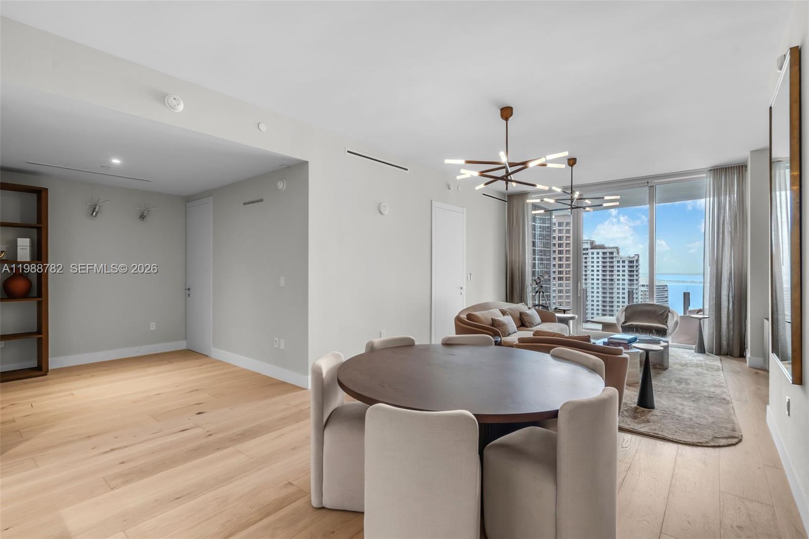 300 Biscayne Boulevard Way 2605w Property Photo 3