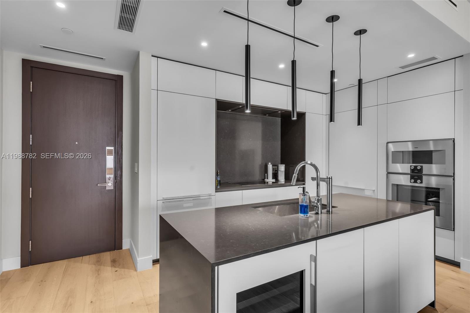 300 Biscayne Boulevard Way 2605w Property Photo 8