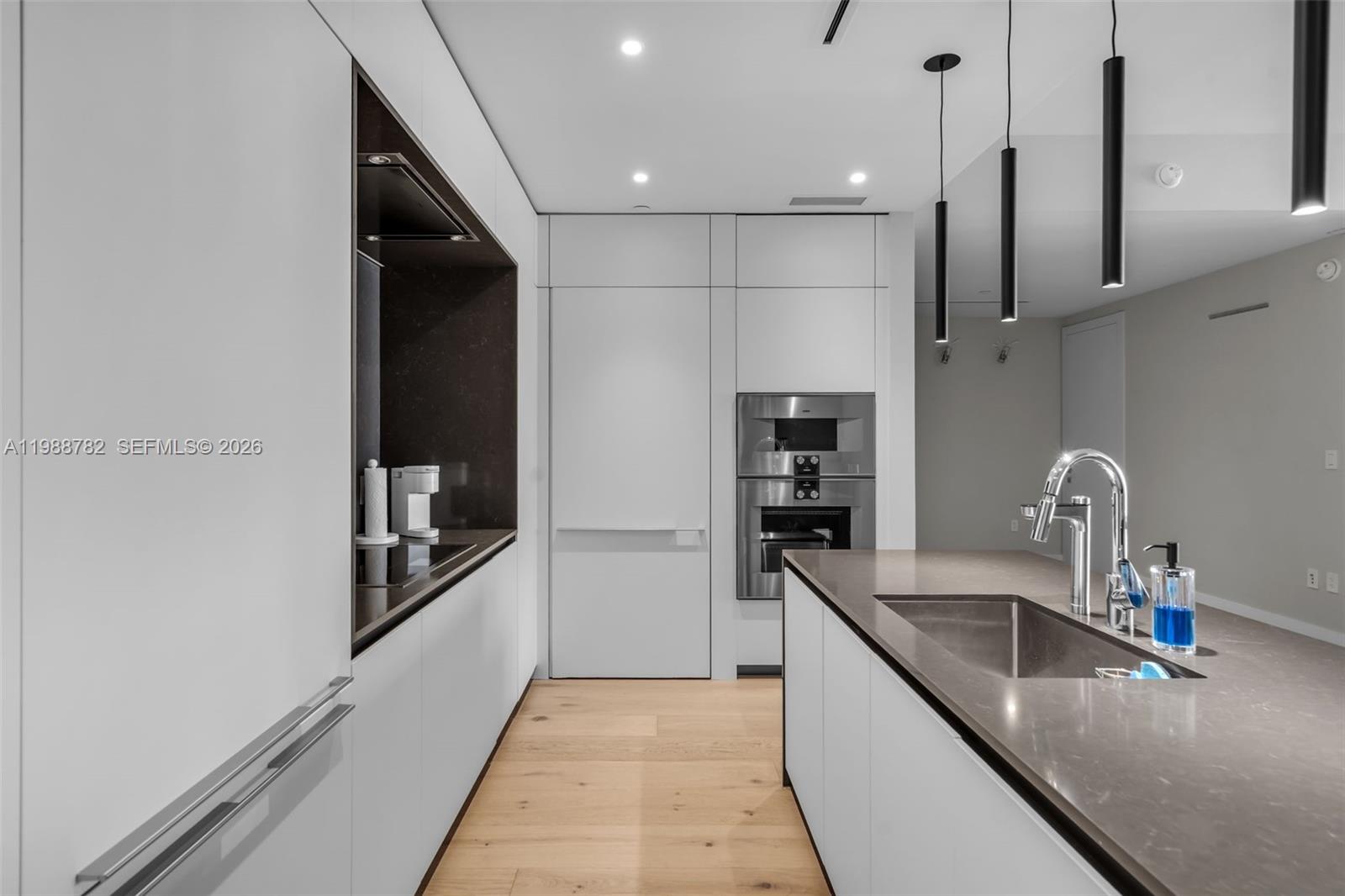 300 Biscayne Boulevard Way 2605w Property Photo 9