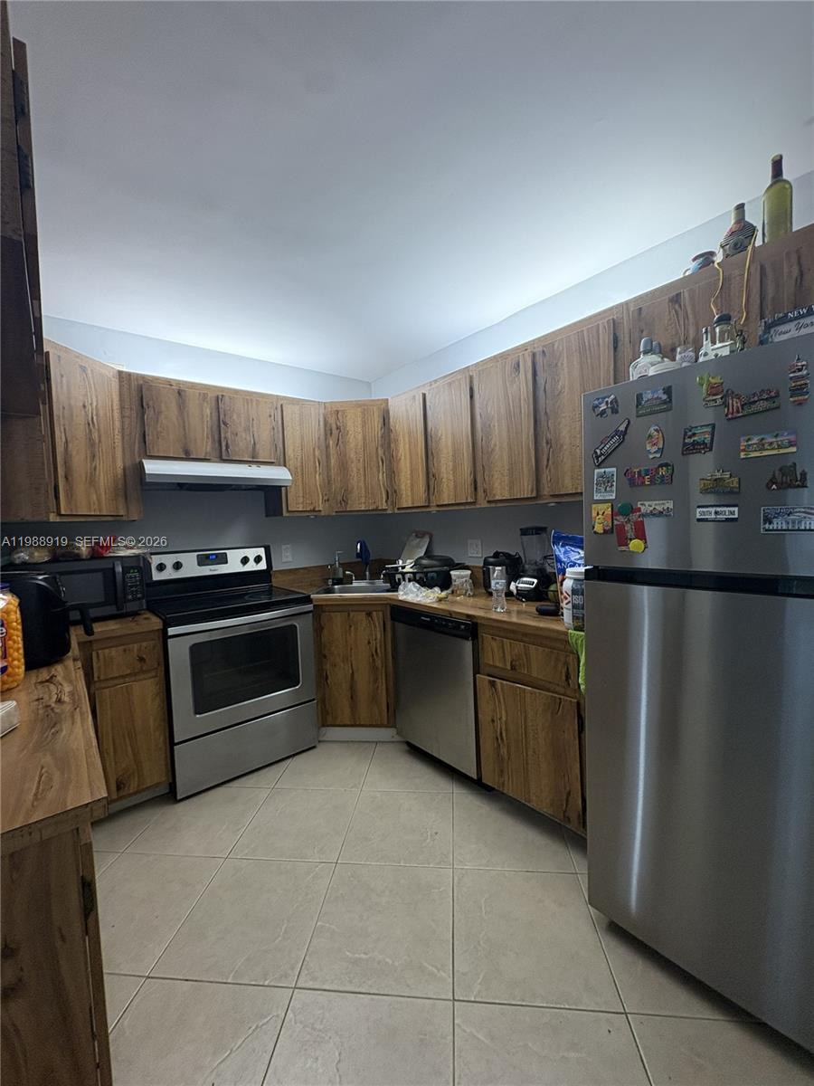 718 Sunny Pine Way D1 Property Photo 7