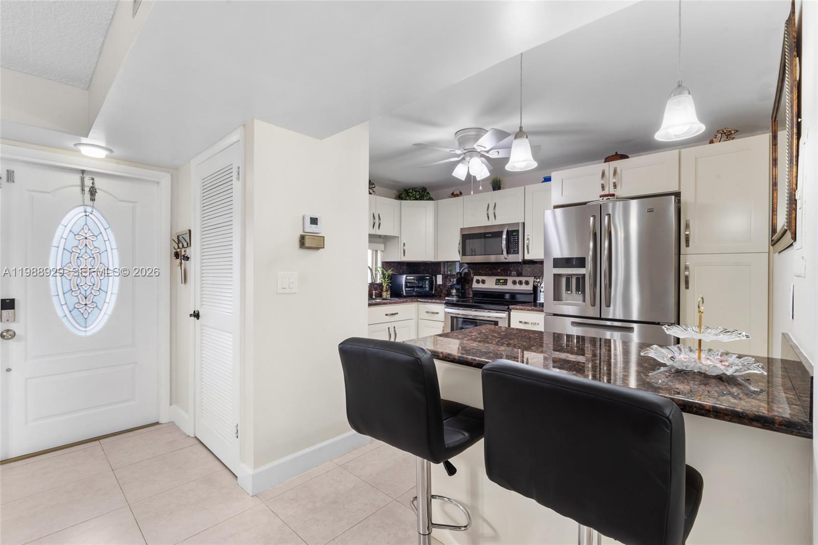 9420 S Hollybrook Lake Drive 206 Property Photo 1