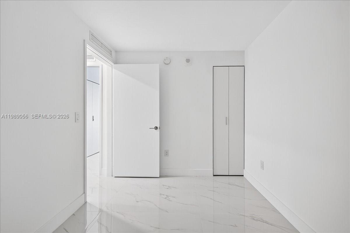 700 Ne 24 2606 Property Photo 26