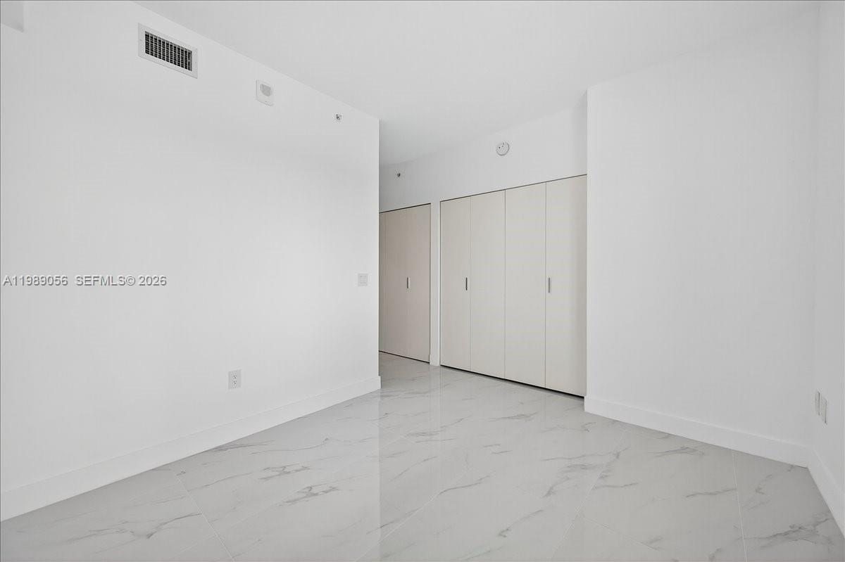700 Ne 24 2606 Property Photo 31