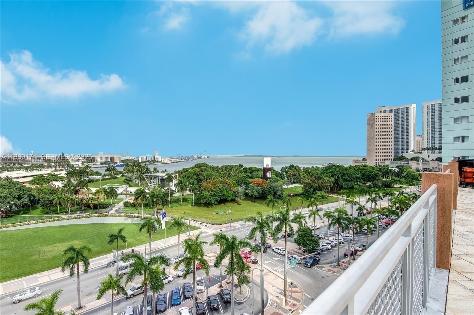 244 Biscayne Boulevard 3707 Property Photo 40