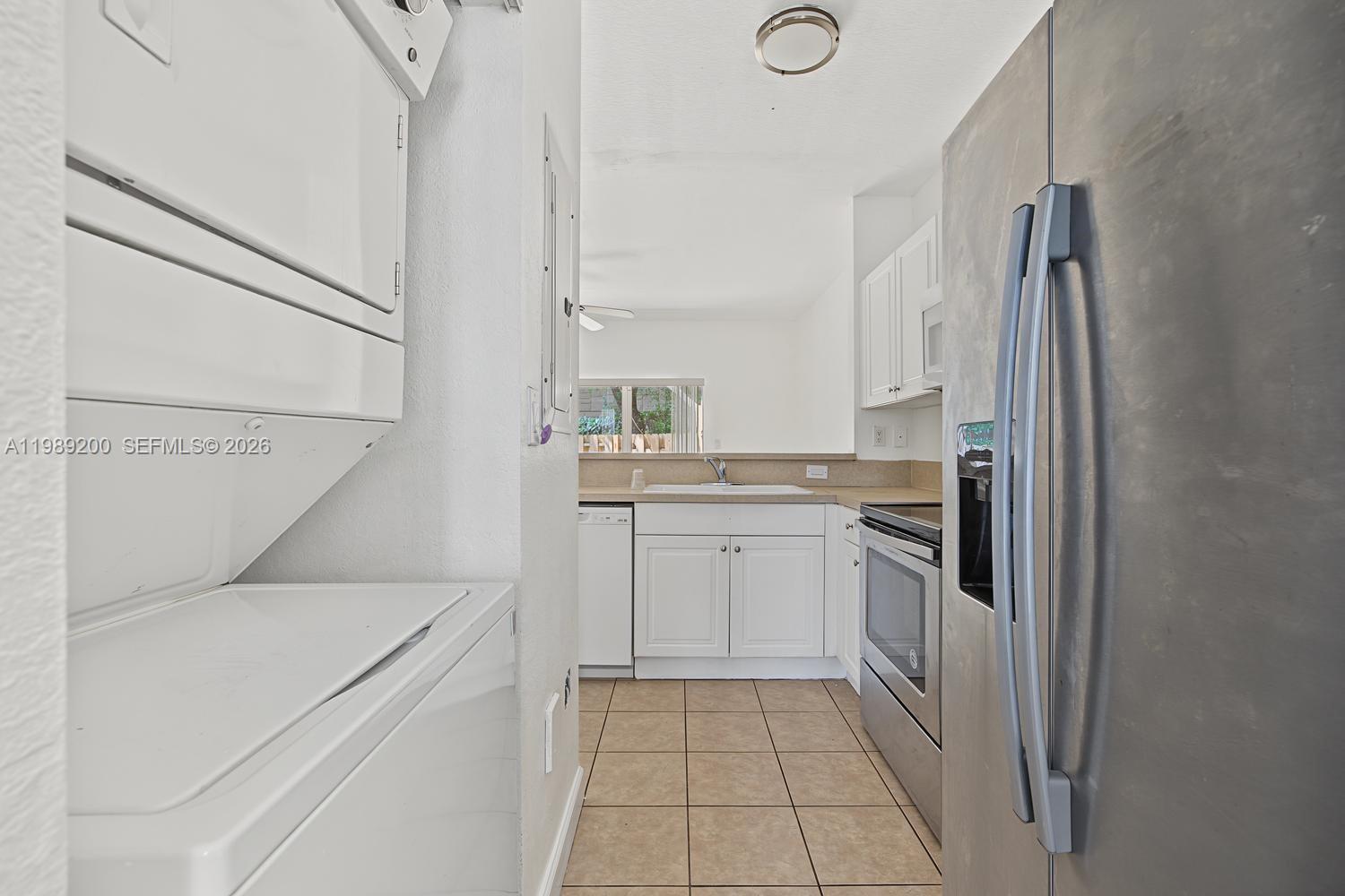 1490 Ne 33rd Avenue 104-13 Property Photo 13