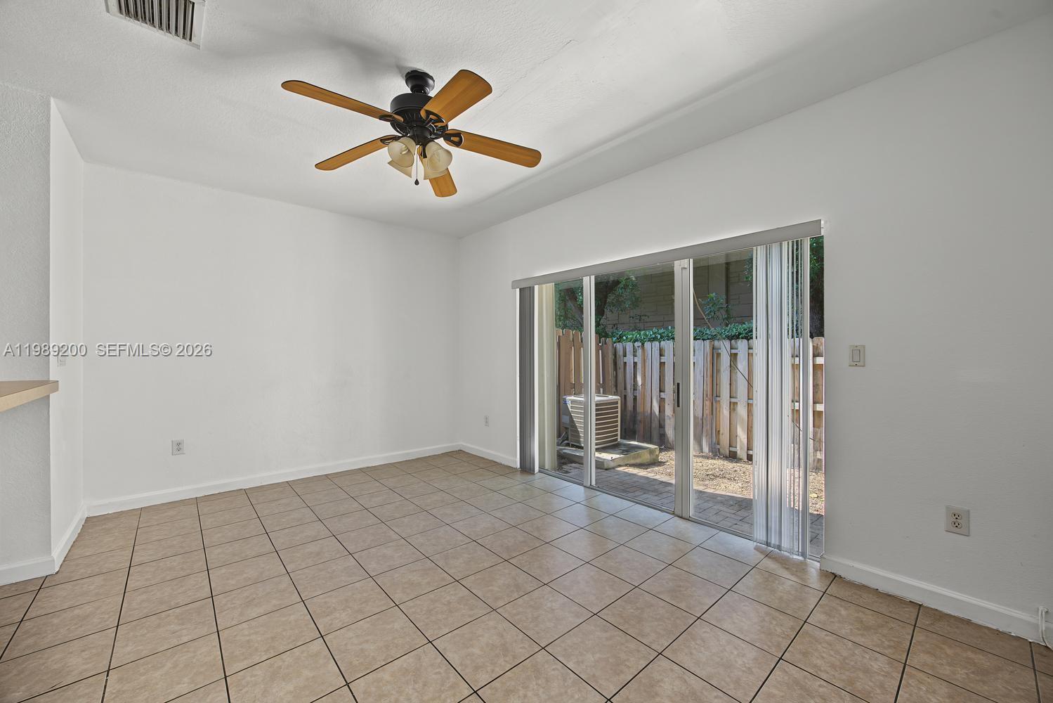 1490 Ne 33rd Avenue 104-13 Property Photo 18