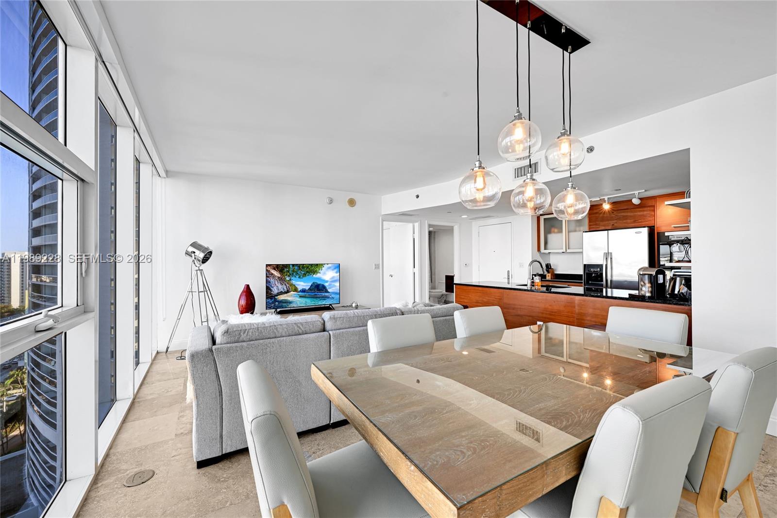 1830 S Ocean Drive 1707 Property Photo 6