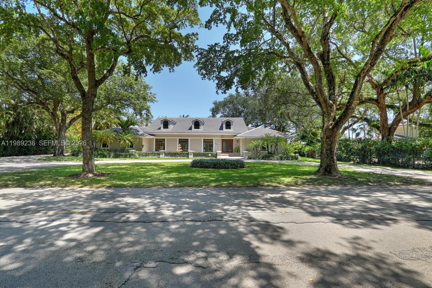 3425 Alhambra Circle Property Photo 4