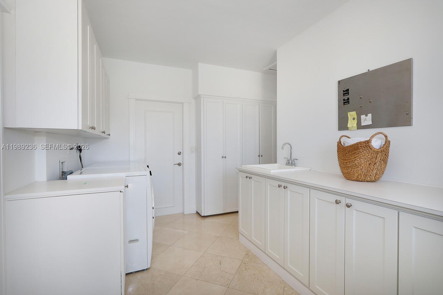 3425 Alhambra Circle Property Photo 48