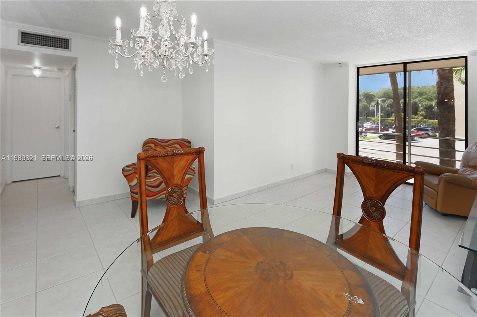 2821 N Miami Beach Boulevard 2k Property Photo 14
