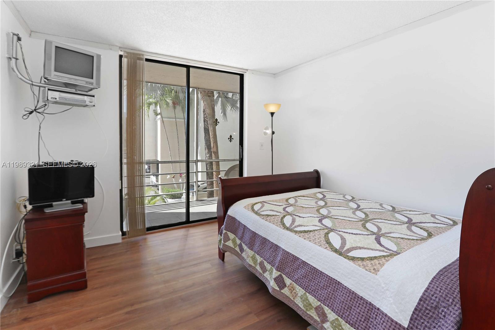 2821 N Miami Beach Boulevard 2k Property Photo 22