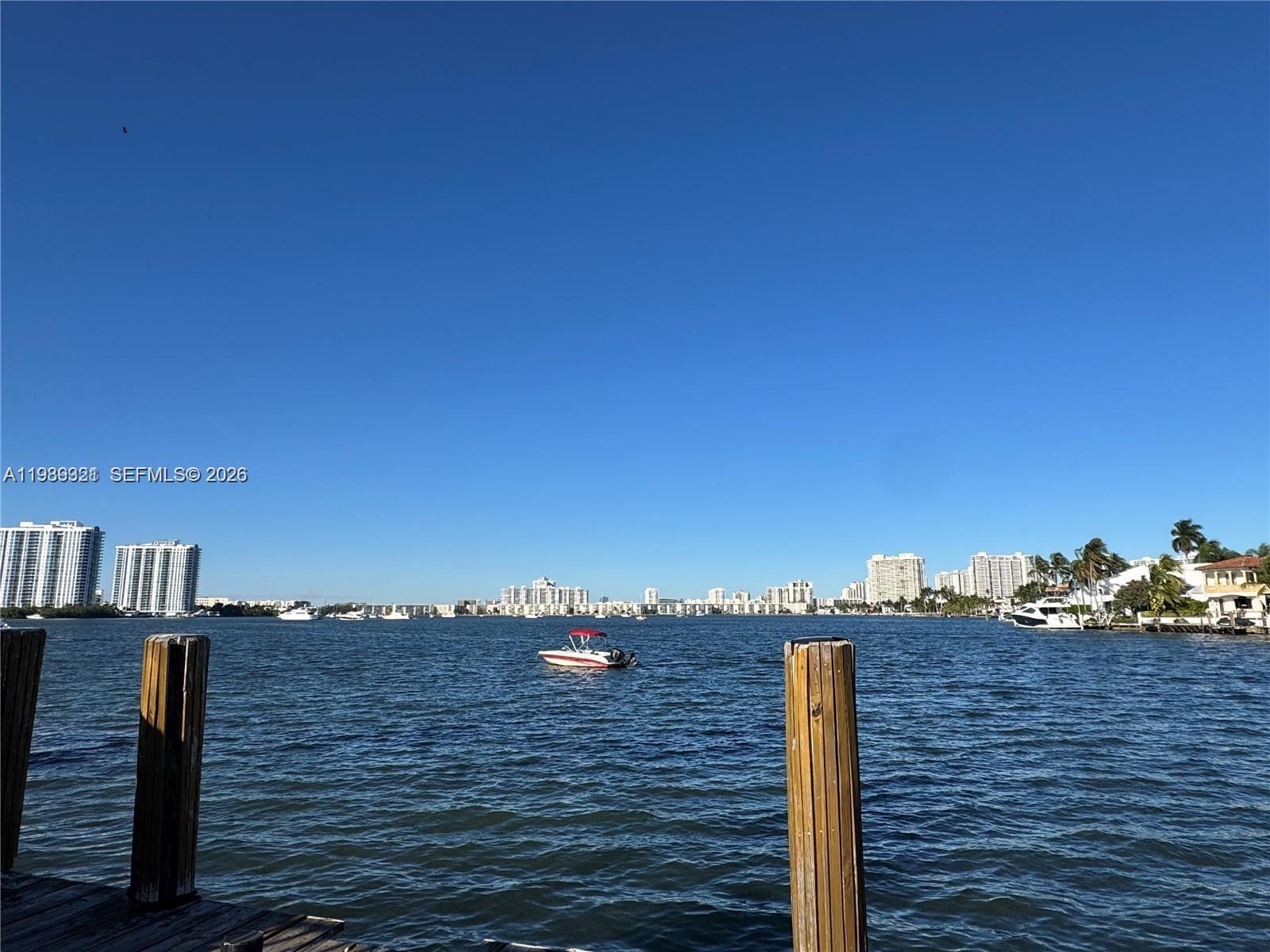2821 N Miami Beach Boulevard 2k Property Photo 34
