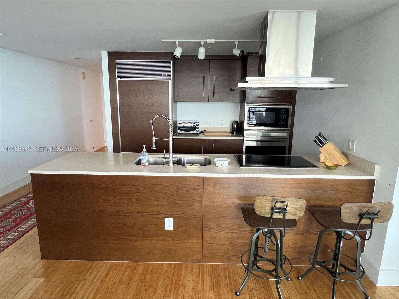 495 Brickell Avenue 2401 Property Photo 12