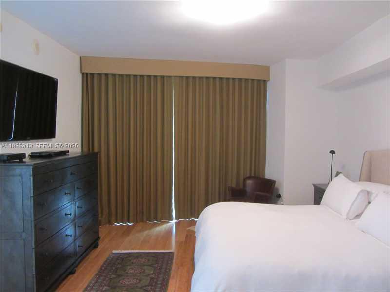 495 Brickell Avenue 2401 Property Photo 22