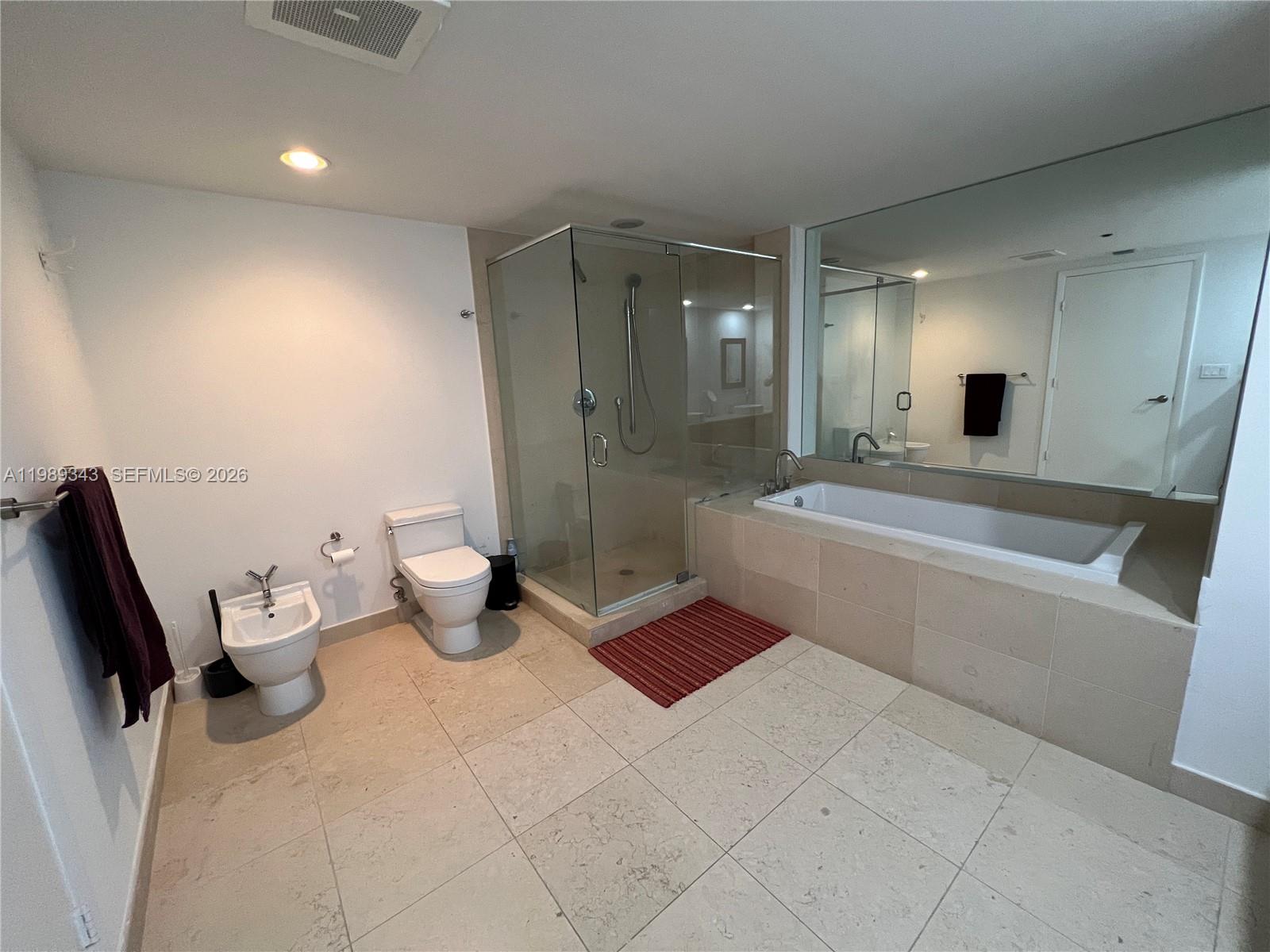 495 Brickell Avenue 2401 Property Photo 26