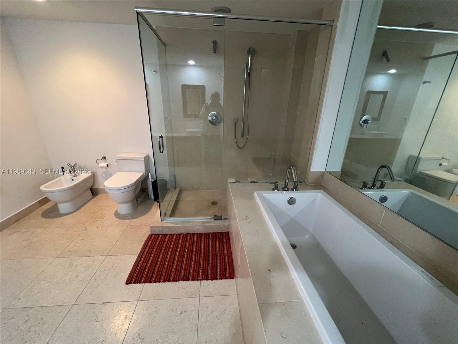 495 Brickell Avenue 2401 Property Photo 27