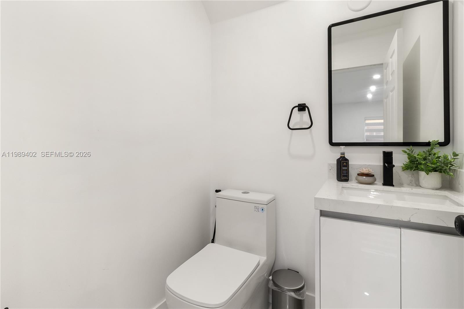 14052 Sw 167th Terrace Property Photo 6