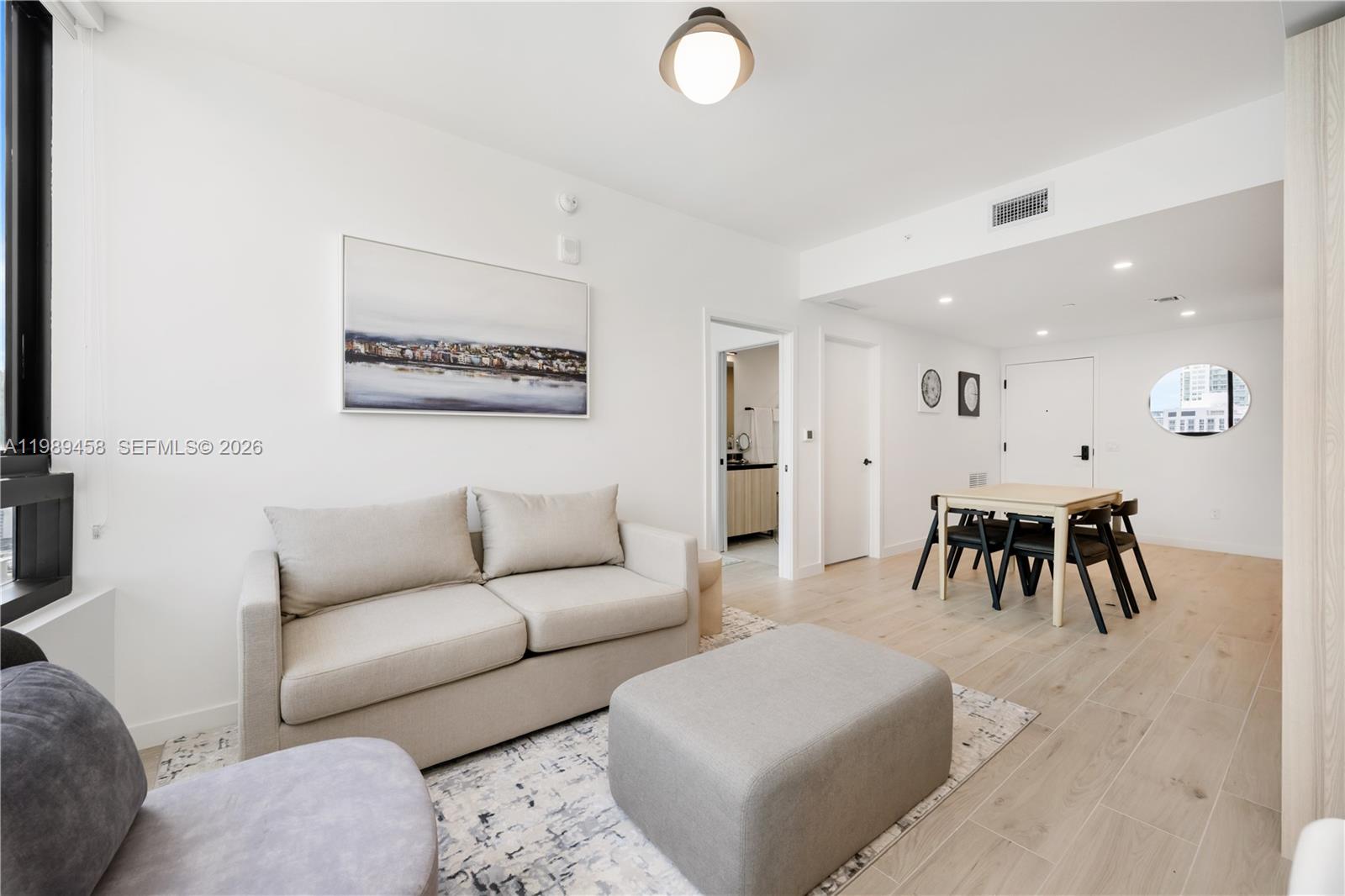 225 N Miami Avenue 3107 Property Photo 4