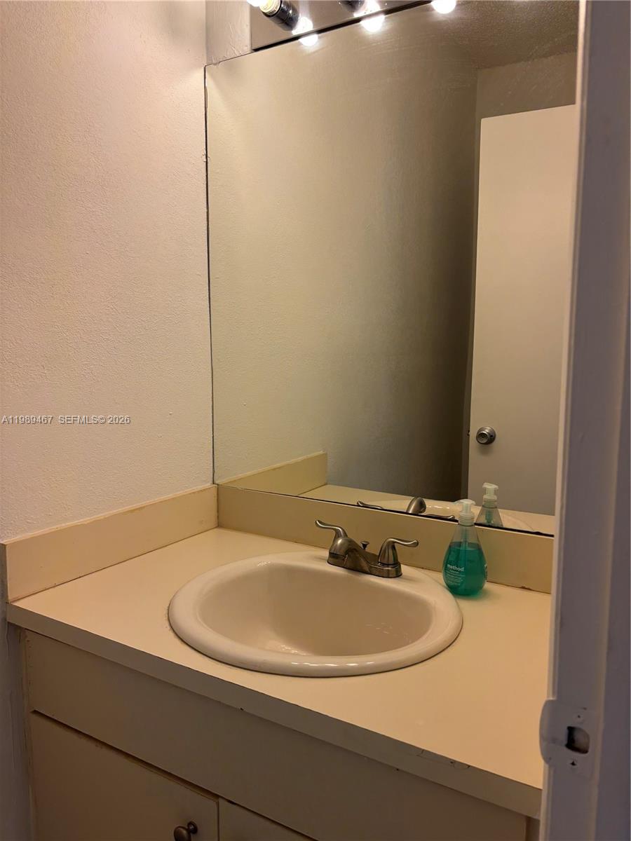 10900 Sw 104th Street 303 Property Photo 30
