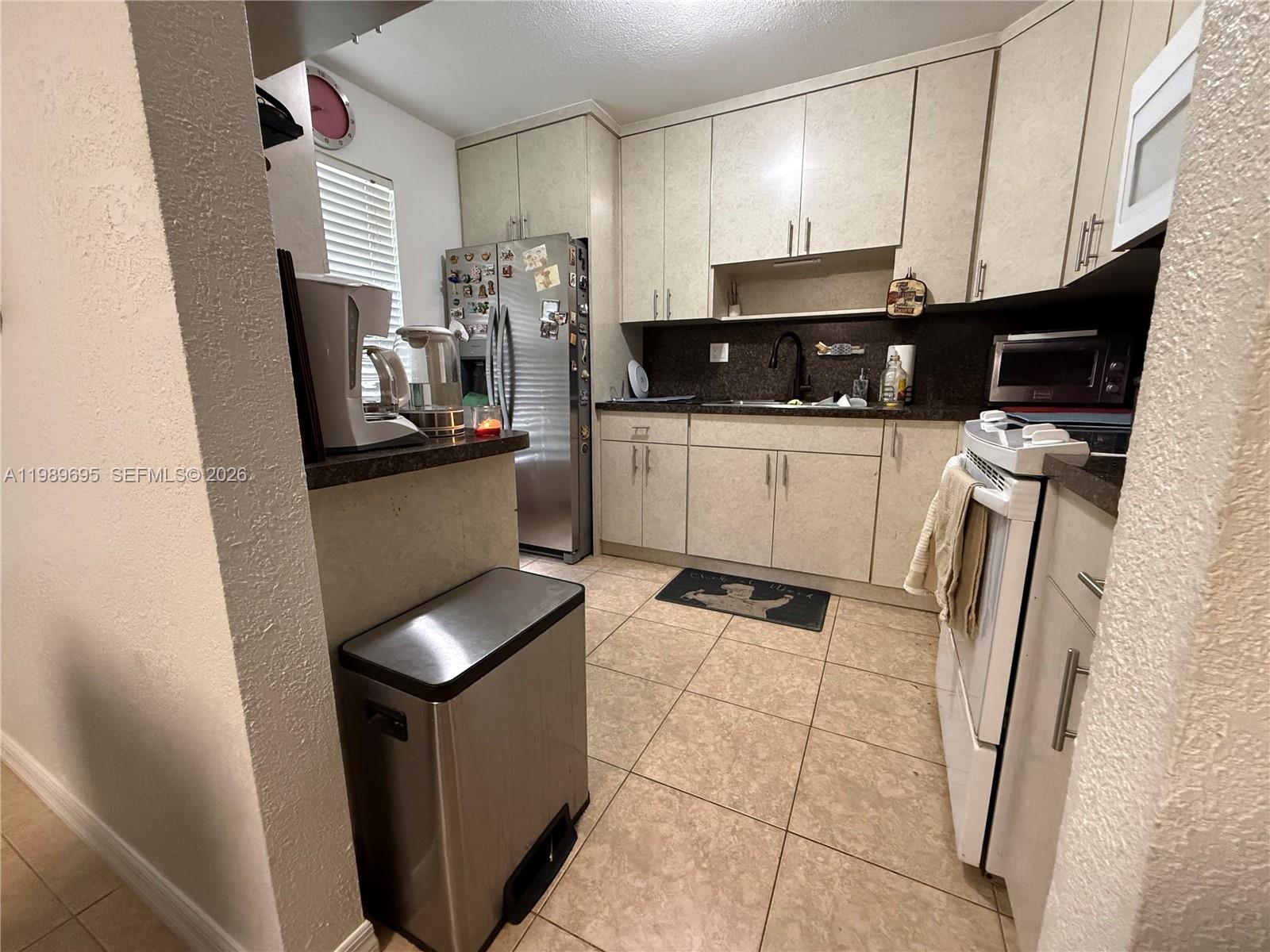 2381 Sw 70th Avenue 49 Property Photo 6