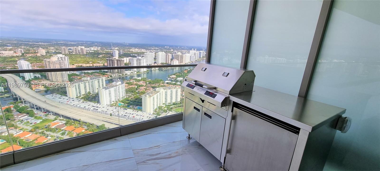 18975 Collins Avenue 5105 Property Photo 16