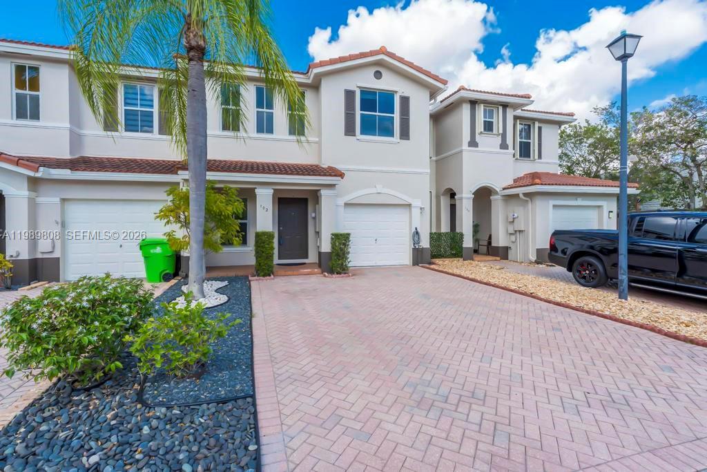 102 Riverwalk Circle