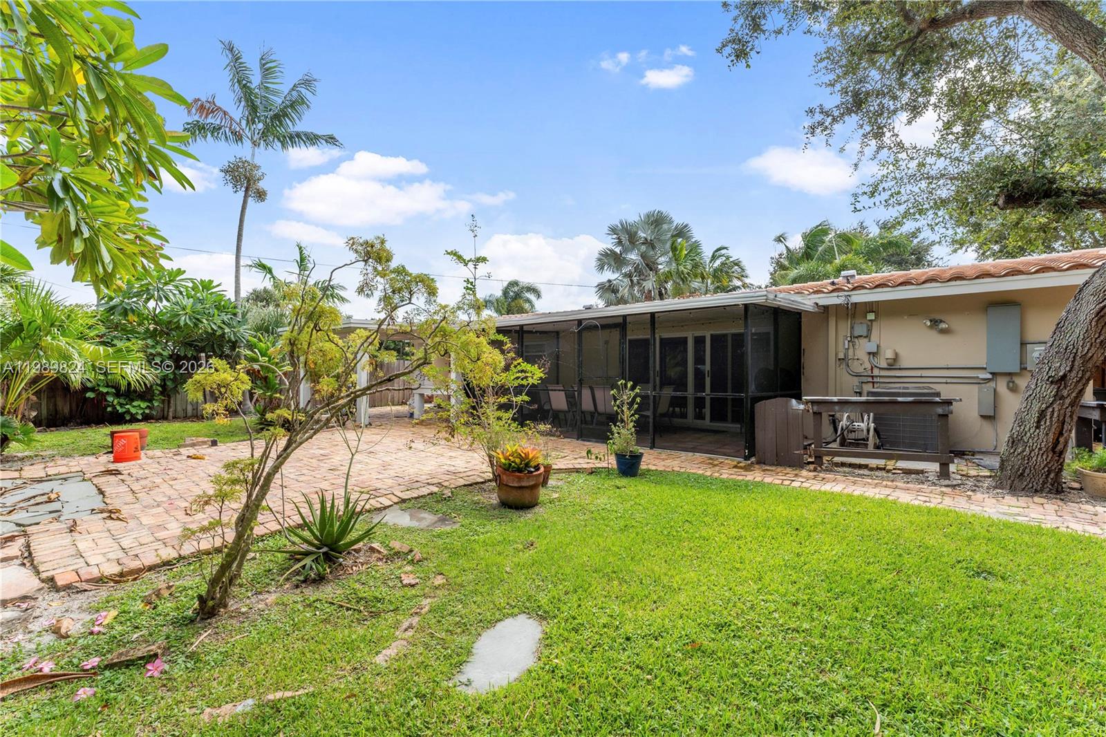 1111 Sw 5th Street Property Photo 4