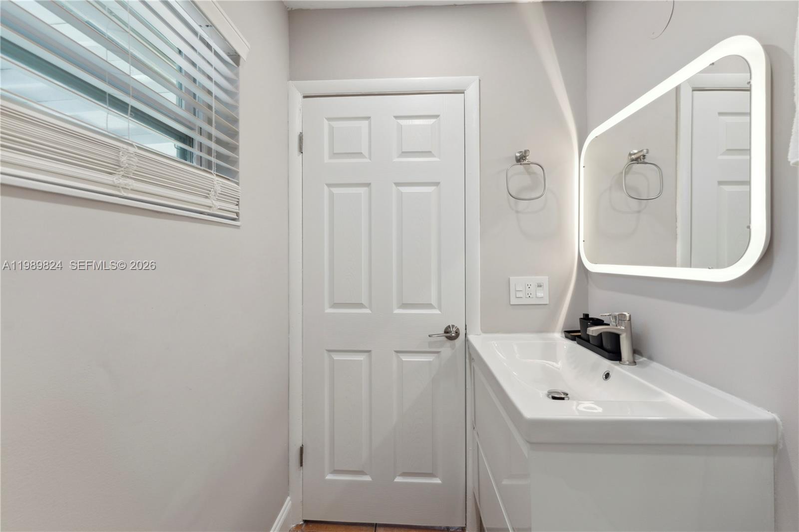 1111 Sw 5th Street Property Photo 9