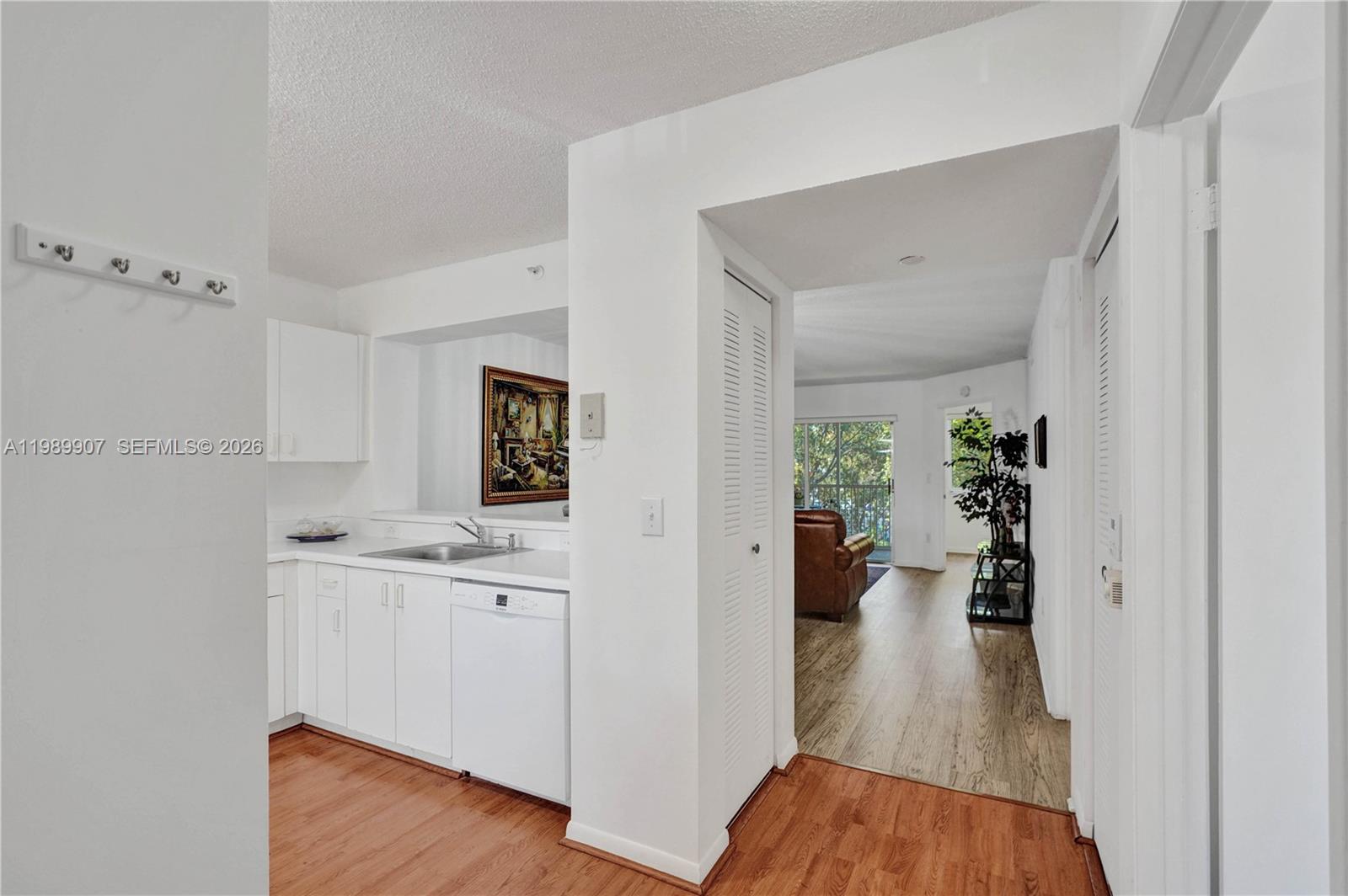 9511 Weldon Circle G306 Property Photo 4