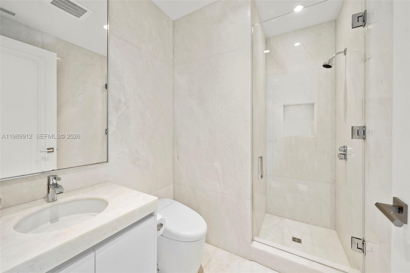 17901 Collins Avenue 4507 Property Photo 30