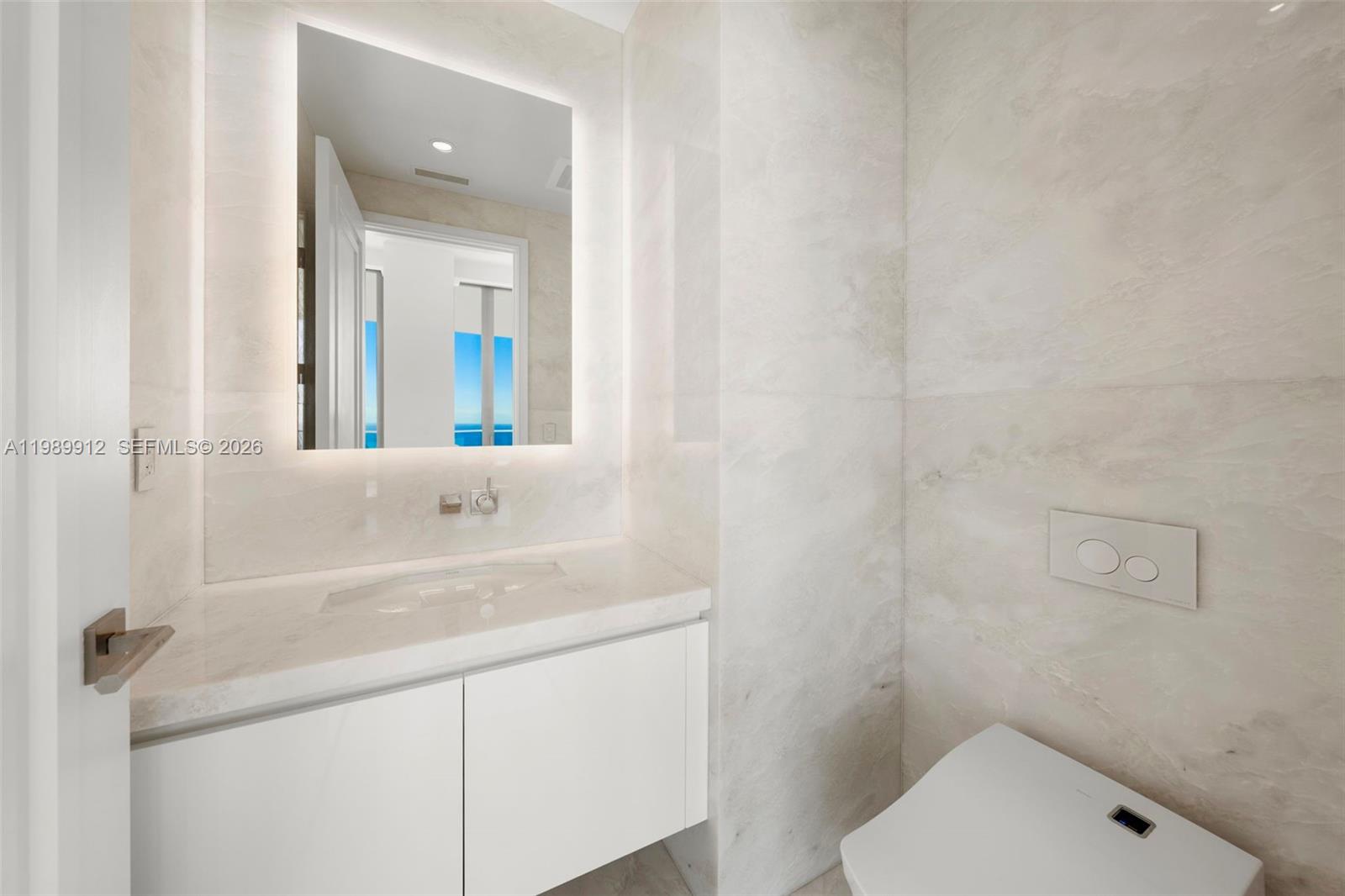 17901 Collins Avenue 4507 Property Photo 32