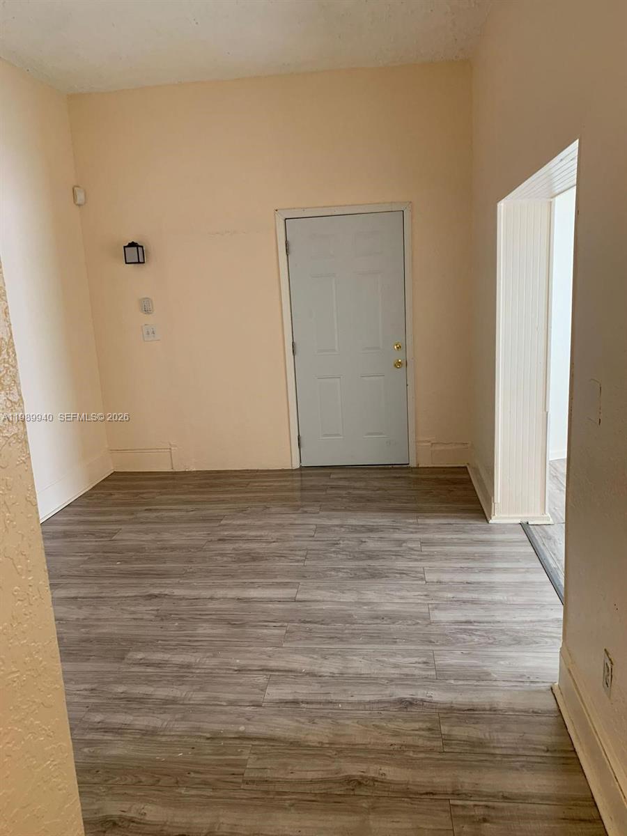 1129 Grothe Street Property Photo 10
