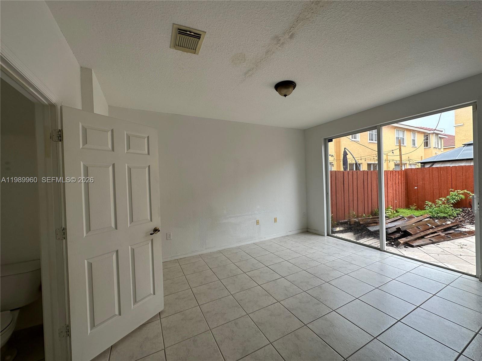 16602 Sw 78th Terrace Property Photo 2