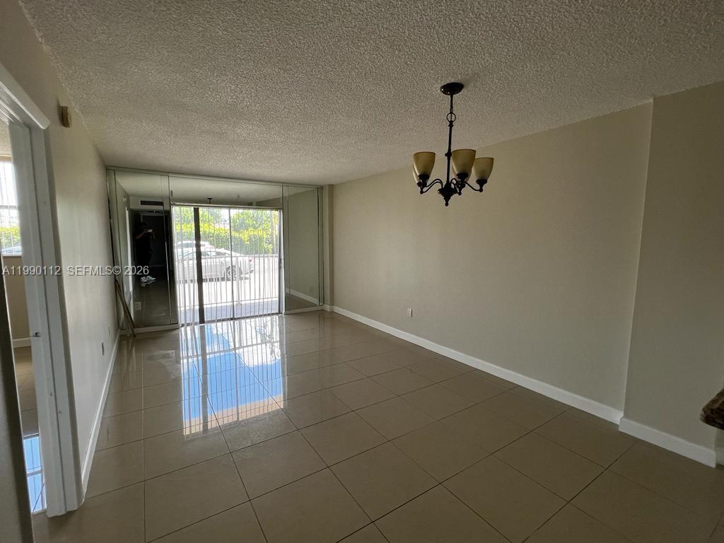 A11990112 Property Photo 5