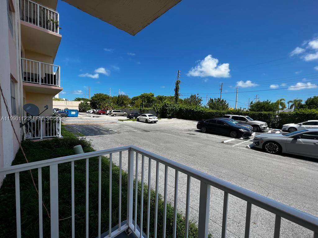 A11990112 Property Photo 12