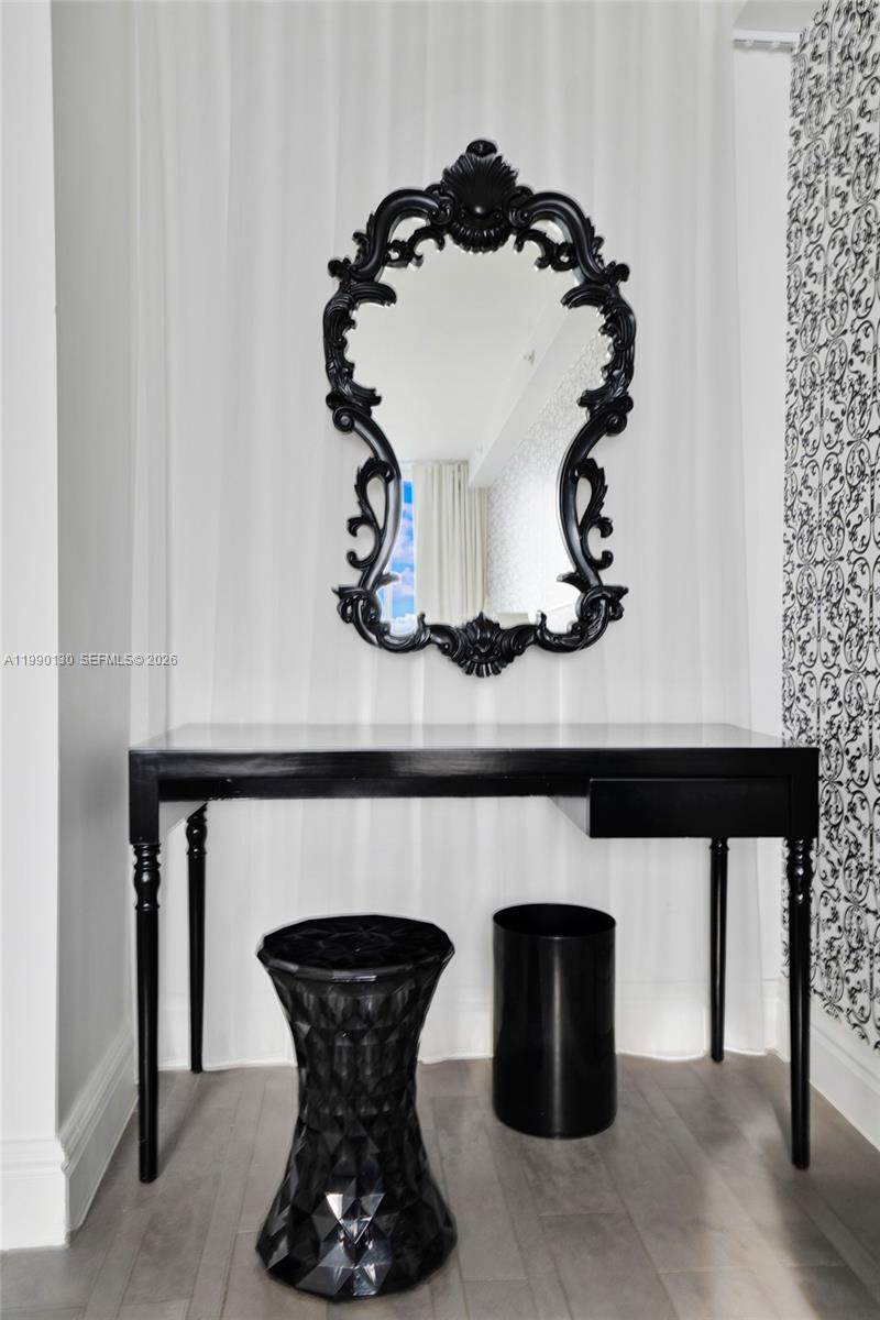1100 West Avenue 514 Property Photo 13