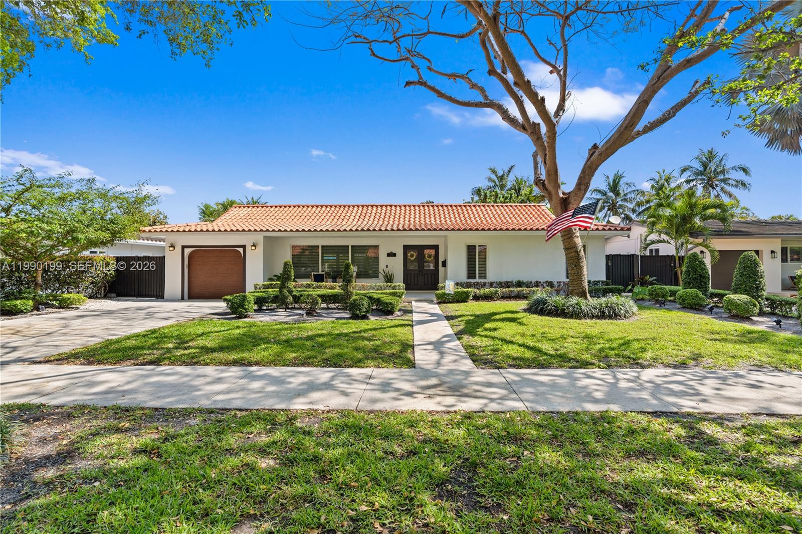 7327 Sabal Drive Property Photo 4