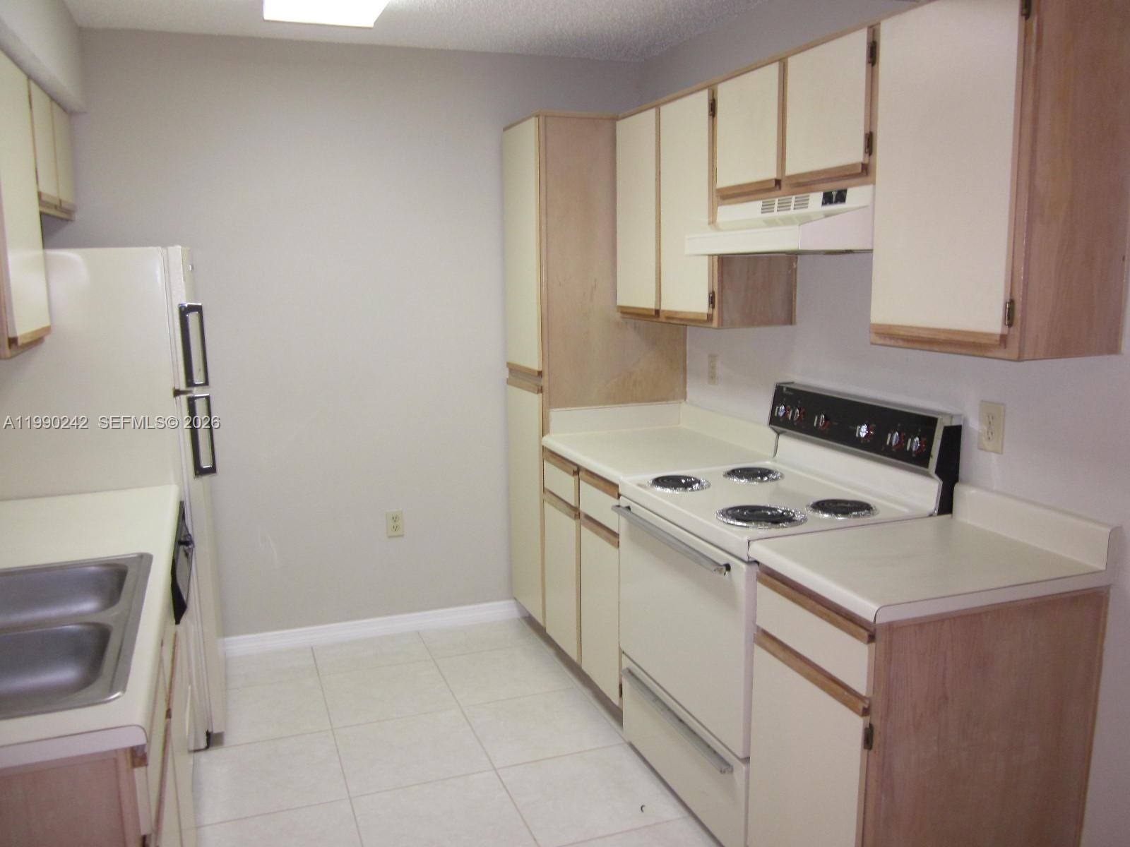 15051 Sw 103 Lane 4103 Property Photo 3