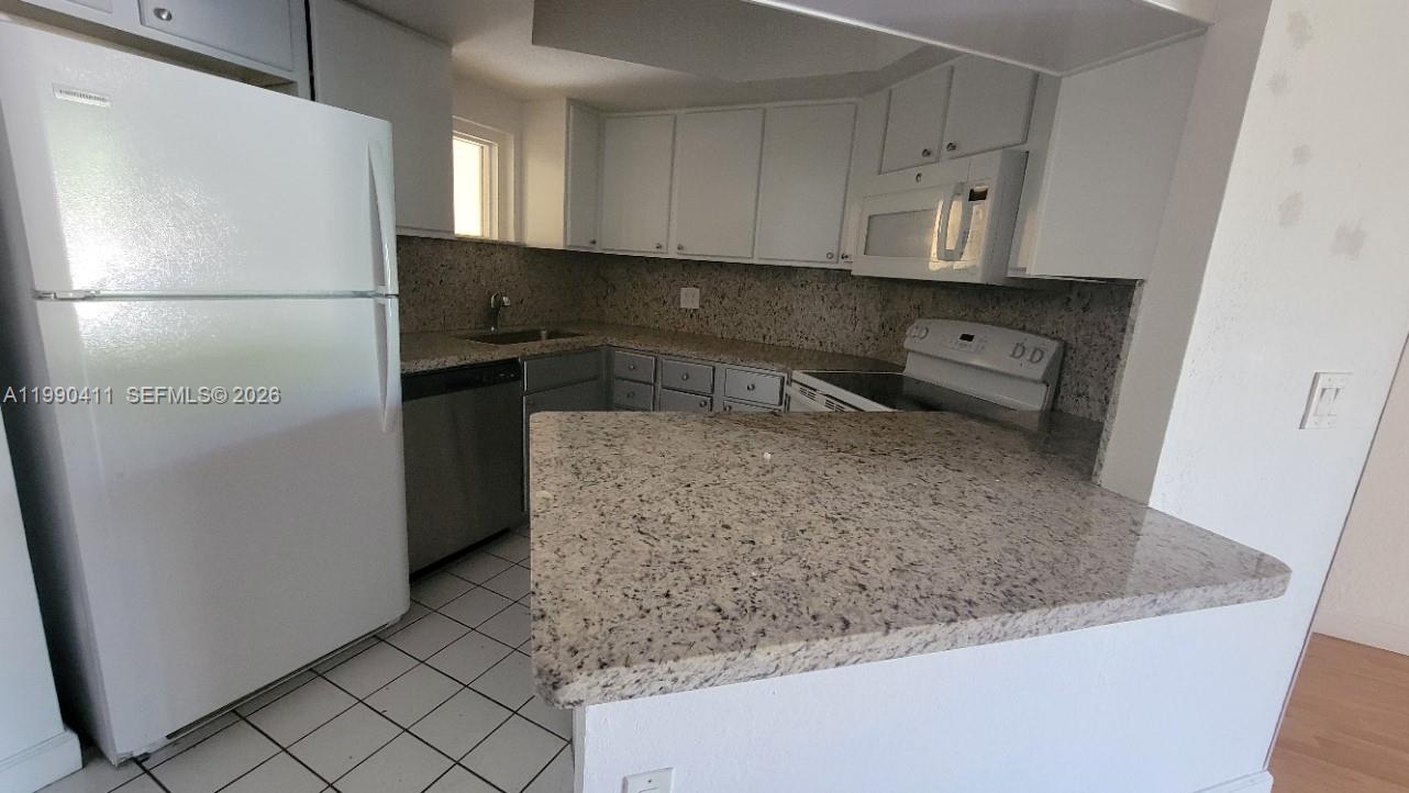 A11990411 Property Photo 5