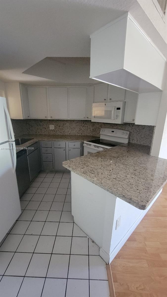A11990411 Property Photo 6