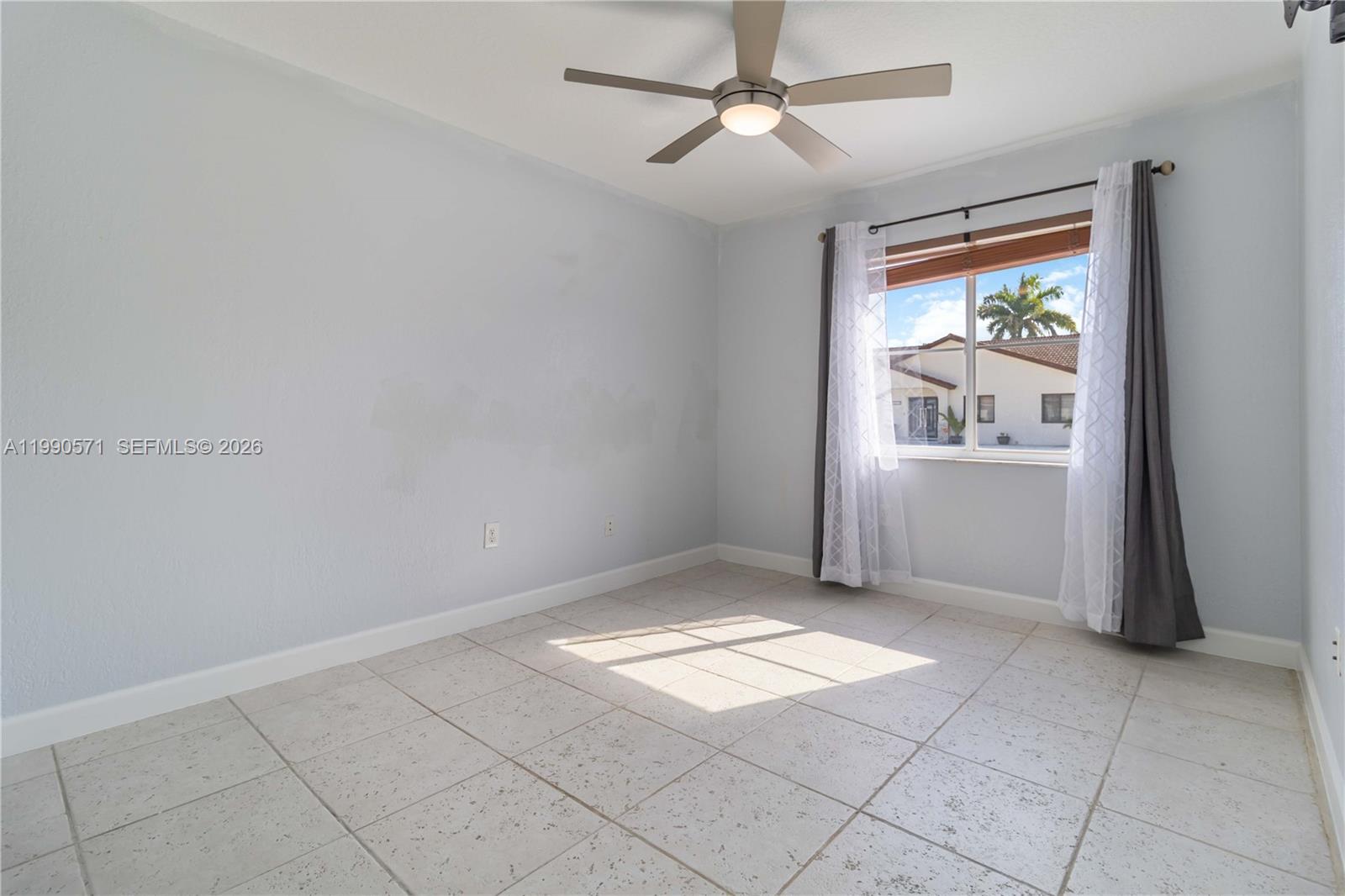 17036 Sw 144 Court Property Photo 13
