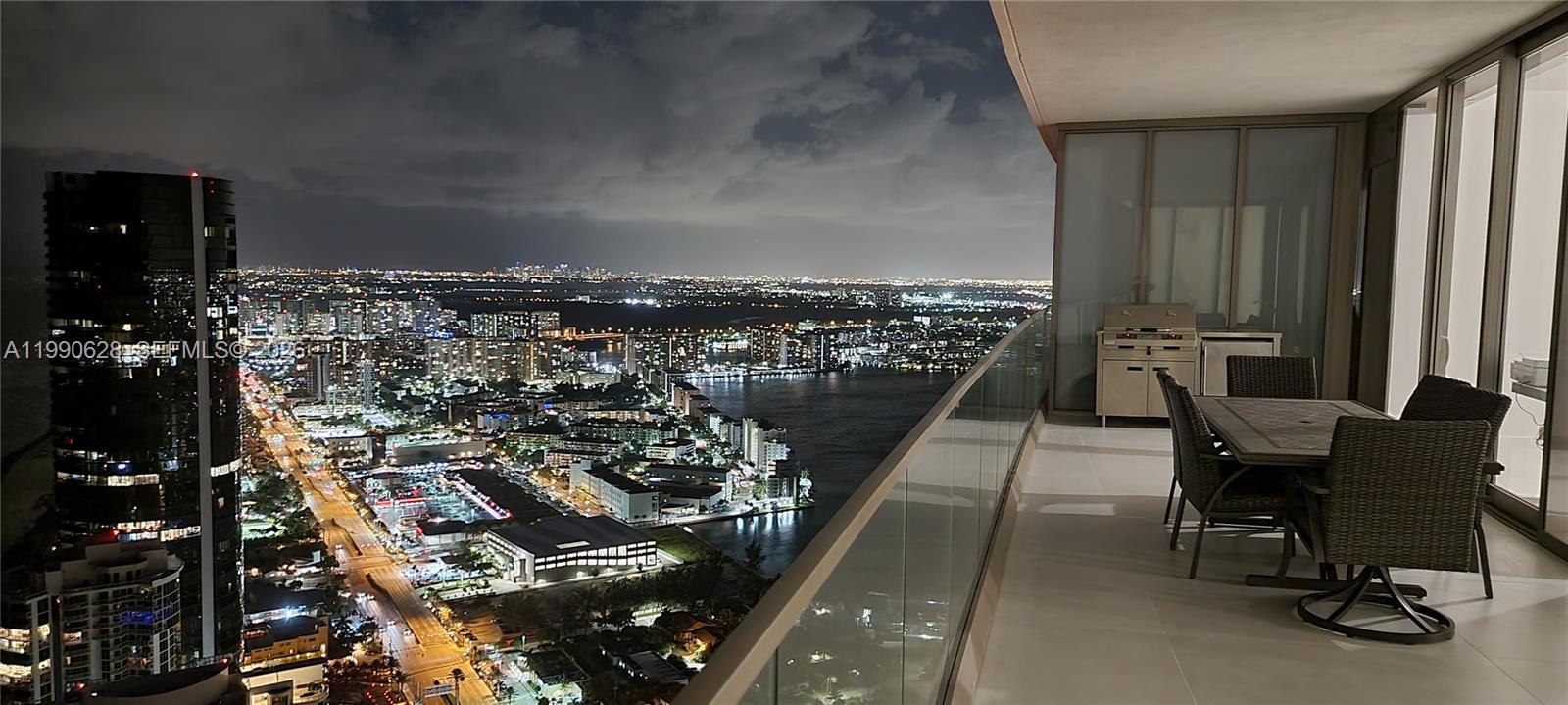 18975 Collins Avenue 5103 Property Photo 35